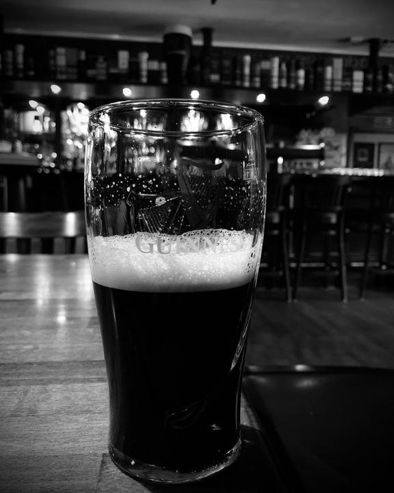 Ye Auld Fellows Irish Pub