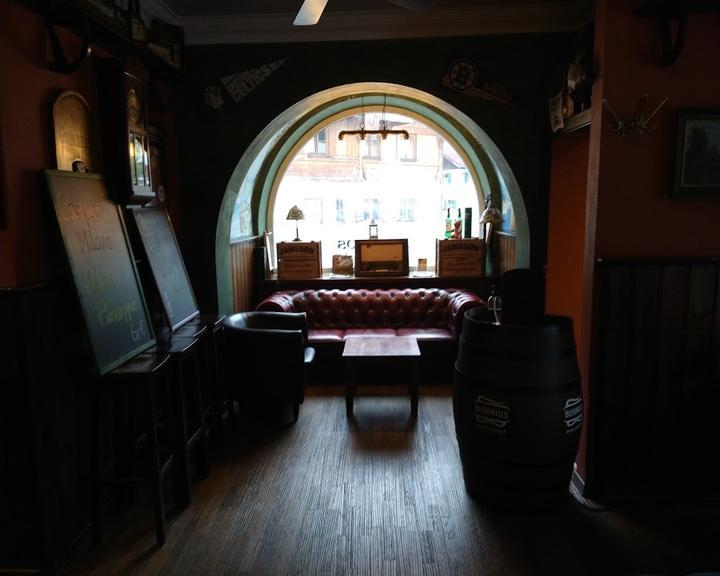 Ye Auld Fellows Irish Pub